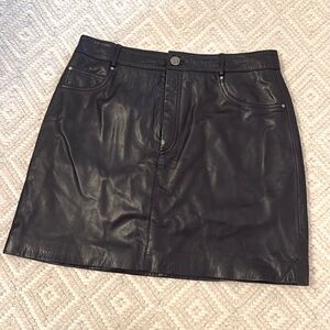 Women’s black leather mini skirt, excellent condition, size 10